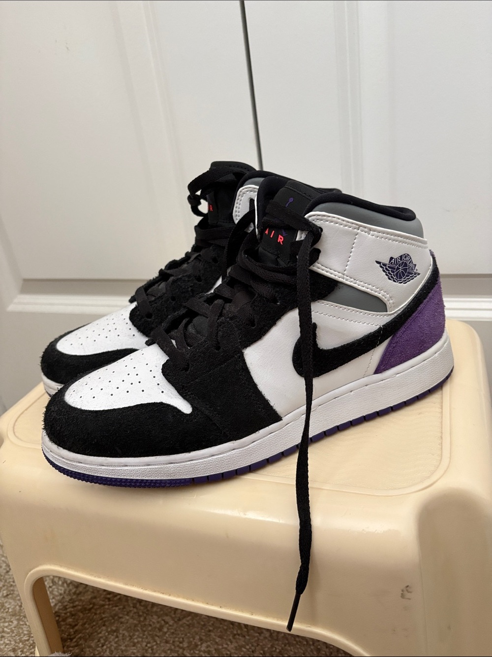 Nike Black White Purple Mid-Top Sneakers